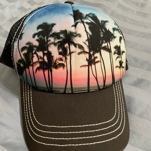 Women’s beachy hat